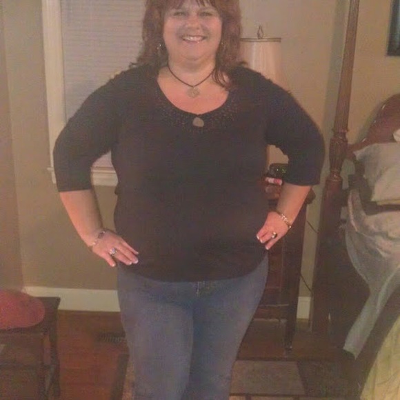 Meet your Posher, Phyllis - Picture 1 of 1